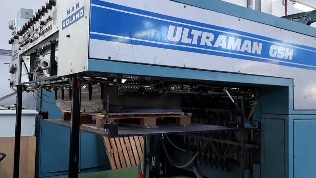 MAN ROLAND ULTRAMAN P261001095