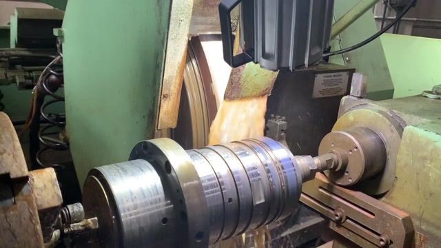 Butler Newall Machine Tool Company Ltd. (Anglia) HDKU Heavy Duty Universal Grinder P260610275